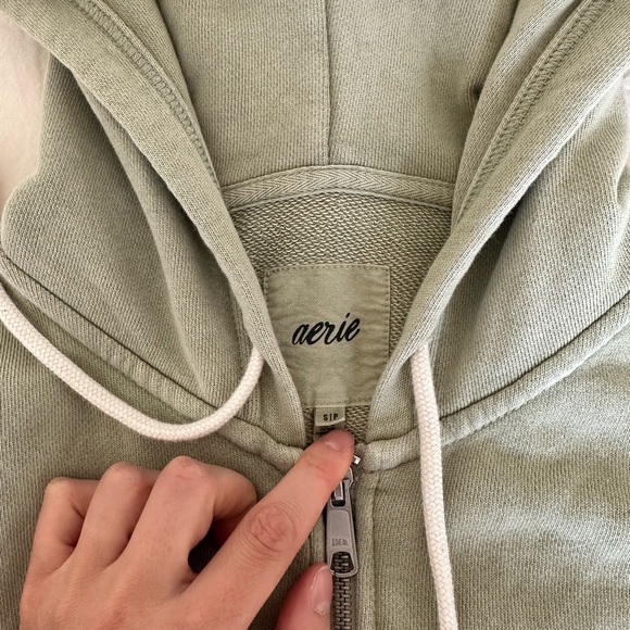 Aerie Sage Green Cropped Zip Up Hoodie- Size S - Picture 3 of 4